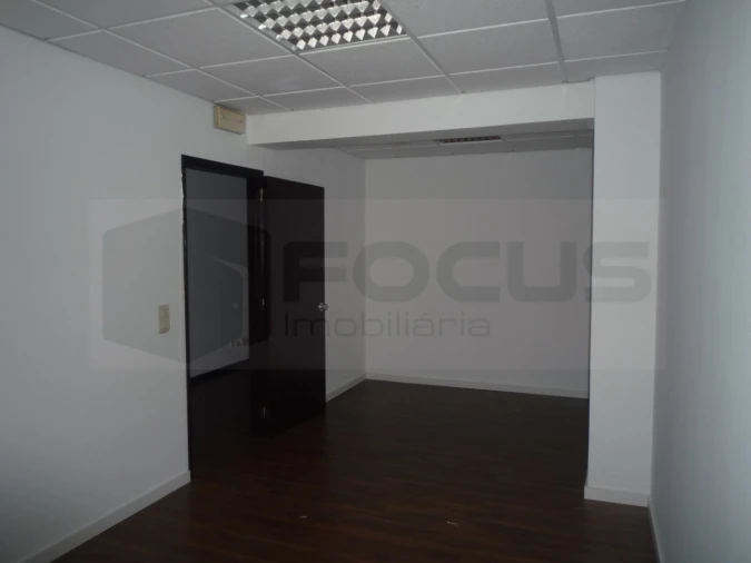 Loja para Arrendamento em Glória e Vera Cruz Foto 25