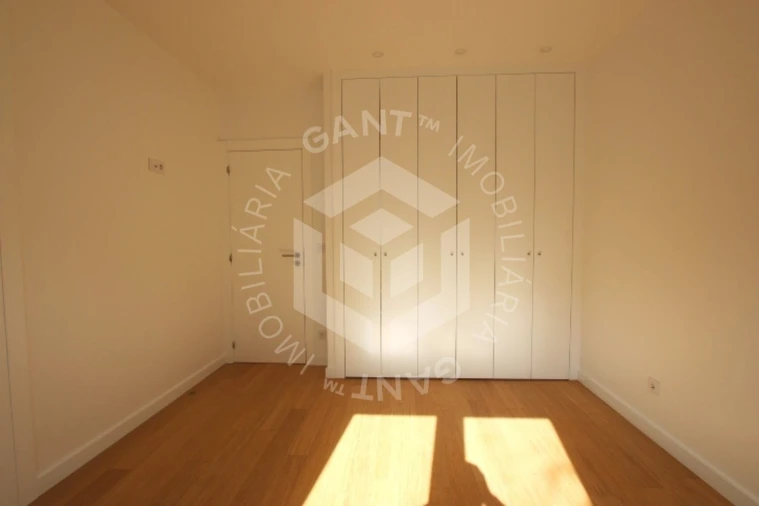 Apartamento T2 para Venda em Caparica e Trafaria Foto 22