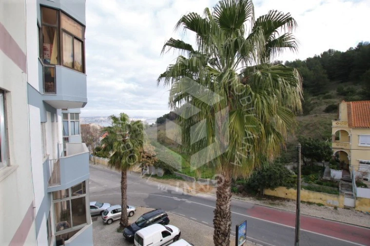 Apartamento T2 para Venda em Caparica e Trafaria Foto 32