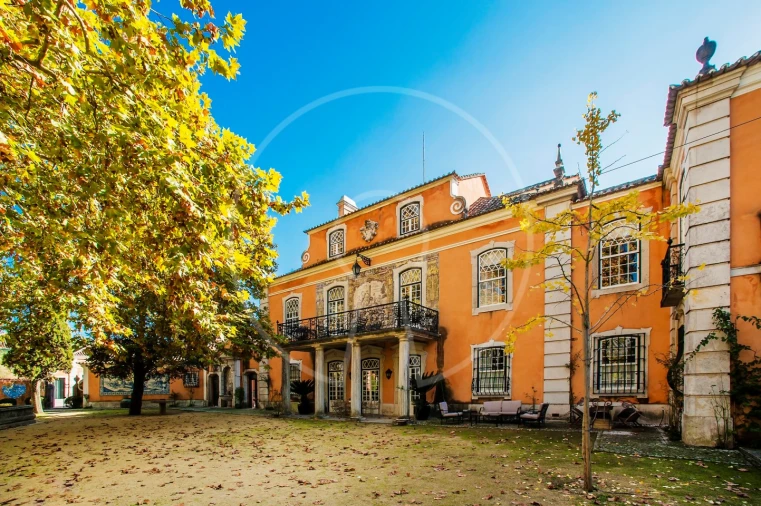 Moradia T7 para Venda em Lumiar Foto 1