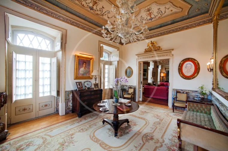 Moradia T7 para Venda em Lumiar Foto 8