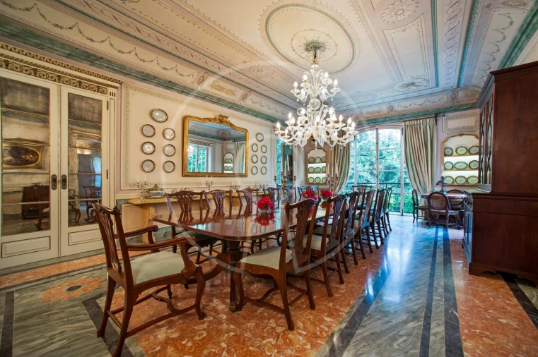 Moradia T7 para Venda em Lumiar Foto 9