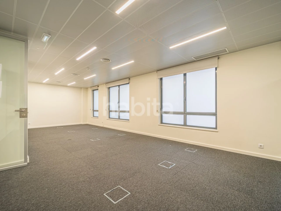 Escritório para Arrendamento em Avenidas Novas Foto 15