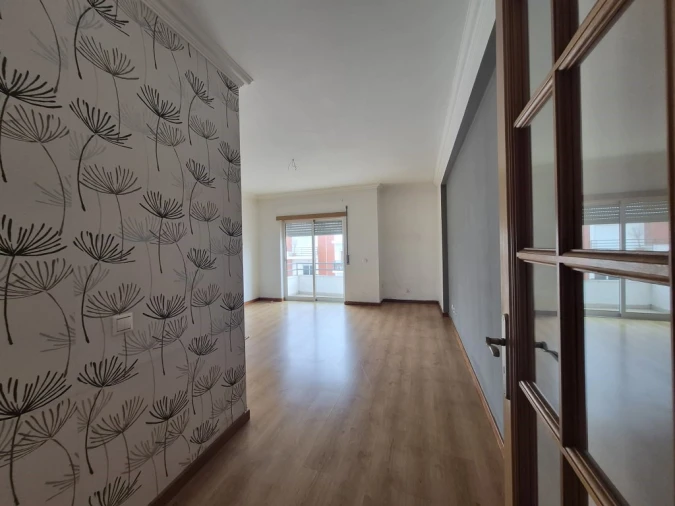 Apartamento T2 para Venda em Laranjeiro e Feijó Foto 22