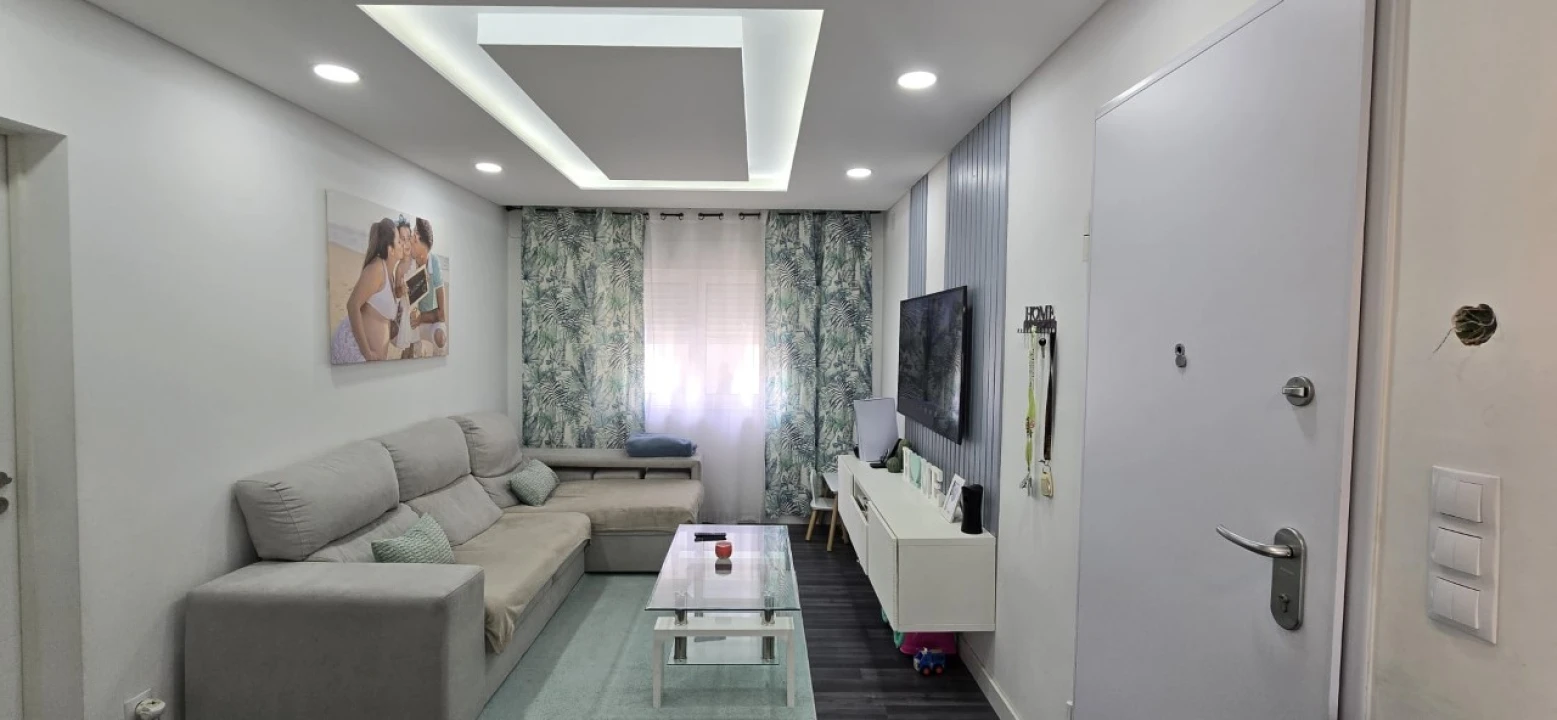 Apartamento para Venda em Camarate, Unhos e Apelação Foto 3