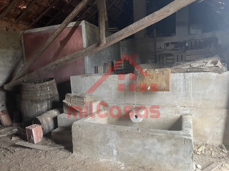 Moradia T3 para Venda em Carvalhal Foto 9