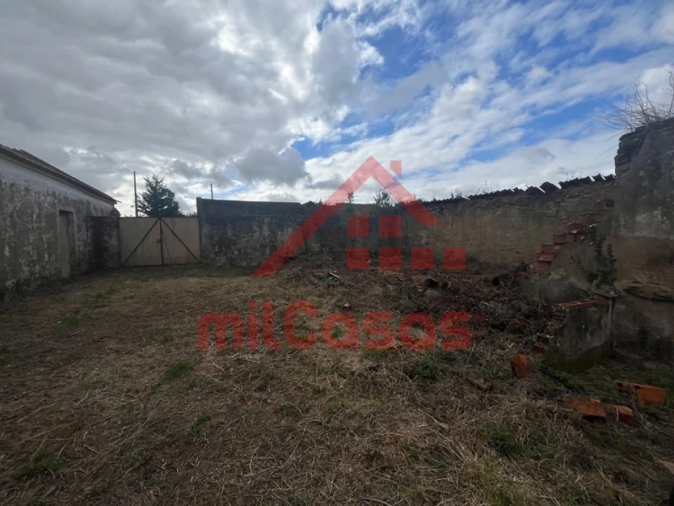 Moradia T3 para Venda em Carvalhal Foto 10