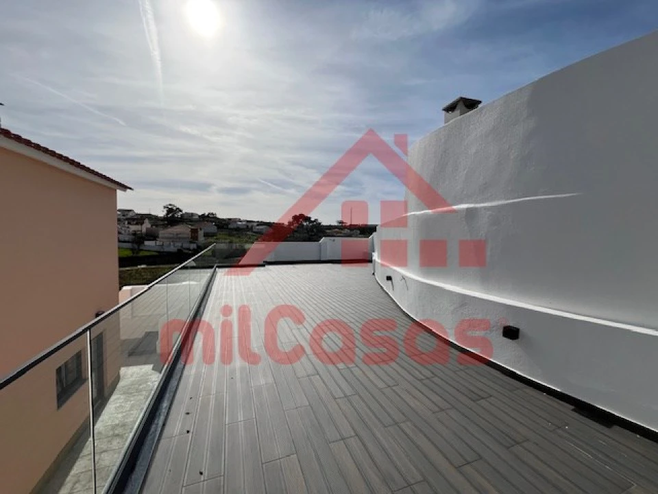 Moradia T3 para Venda em Ericeira Foto 38