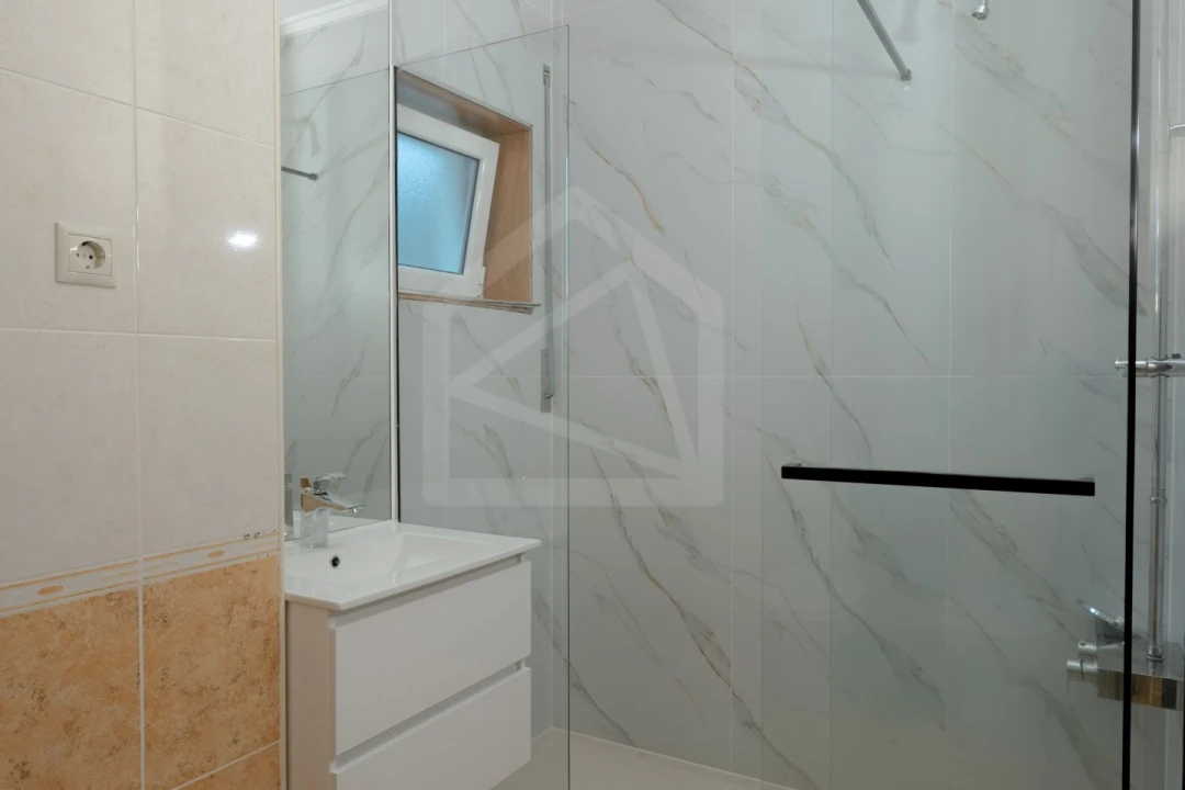 Apartamento T2 para Venda em São João da Madeira Foto 17