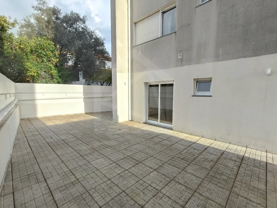 Apartamento T2 para Venda em São João da Madeira Foto 23