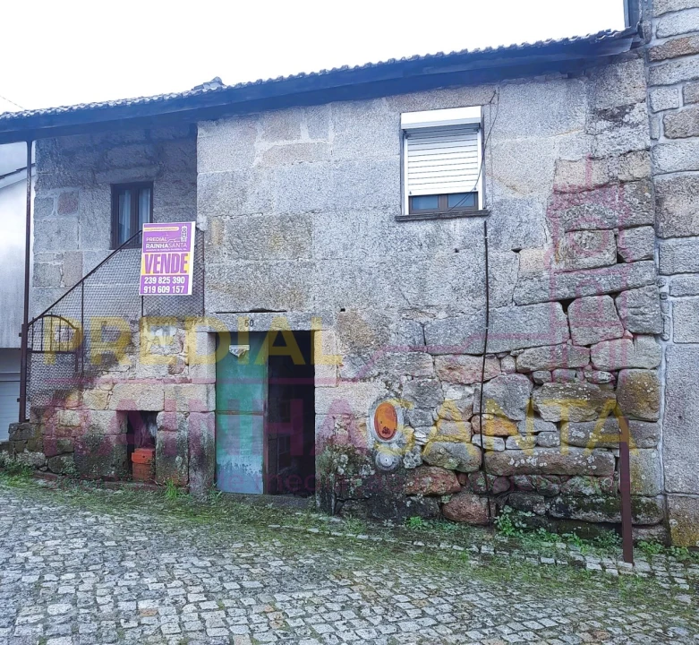 Moradia T2 para Venda em Caparrosa e Silvares Foto 1