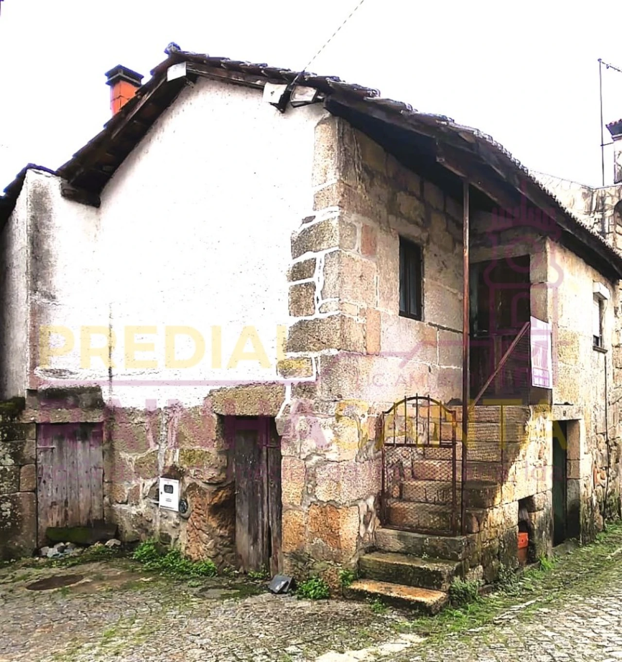 Moradia T2 para Venda em Caparrosa e Silvares Foto 2