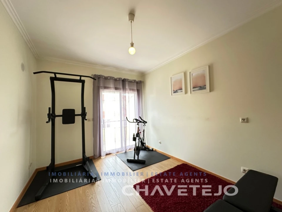 Apartamento T2 para Venda em São João Baptista e Santa Maria dos Olivais Foto 14