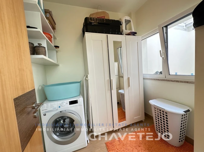 Apartamento T2 para Venda em São João Baptista e Santa Maria dos Olivais Foto 13