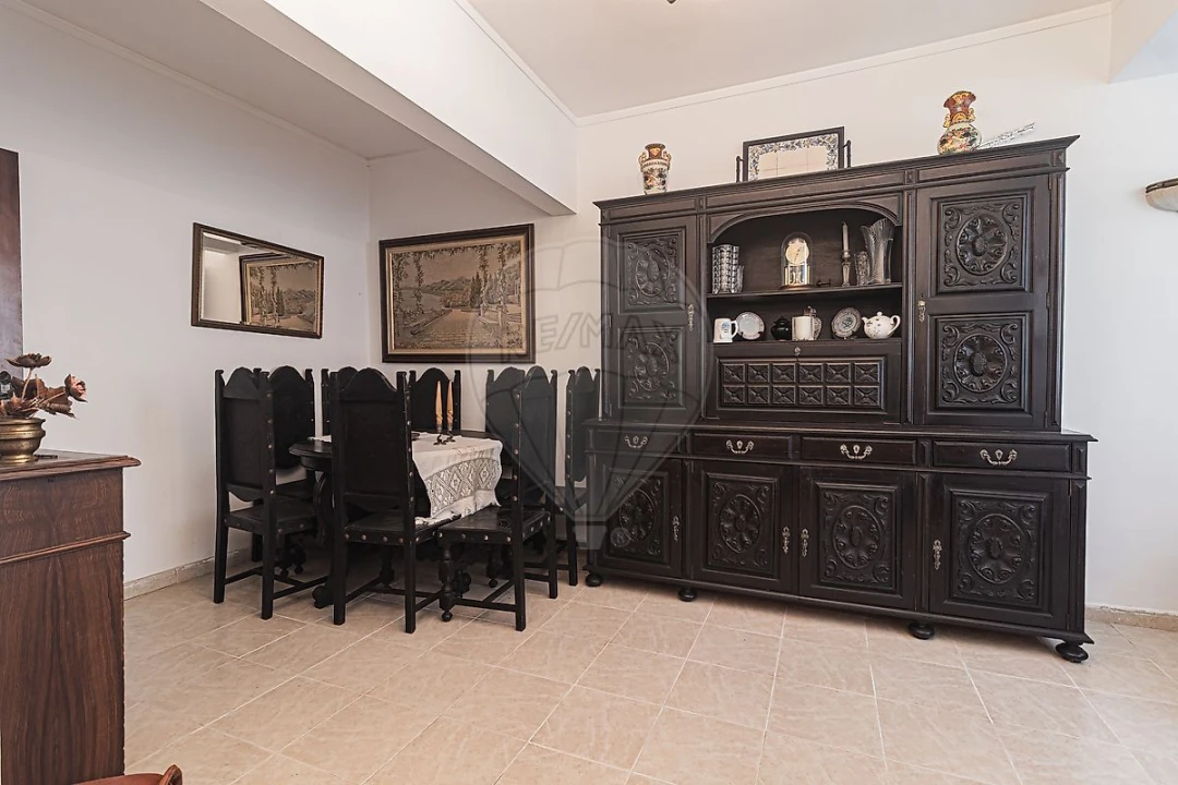 Apartamento T2 para Venda em Rio de Mouro Foto 19