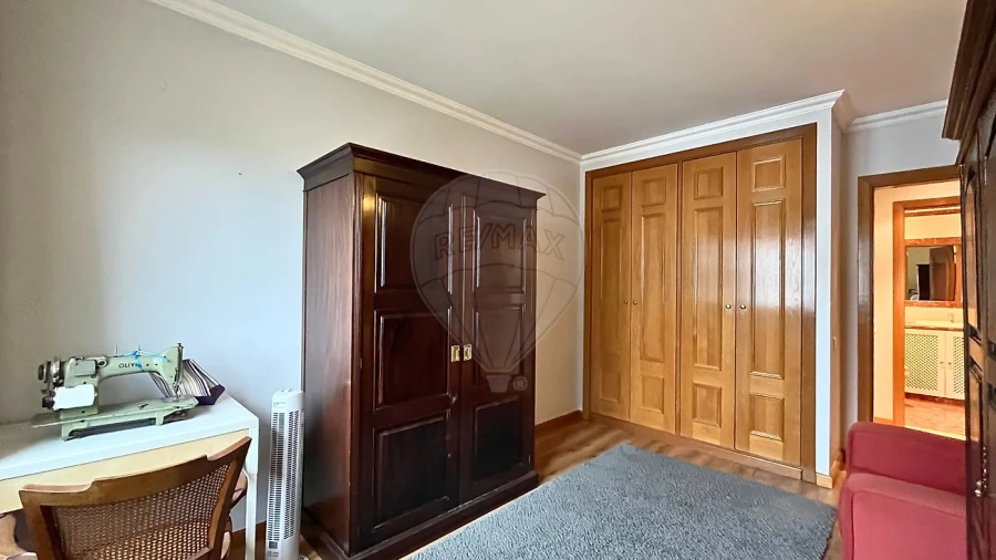 Apartamento T3 para Venda em Carnide Foto 35