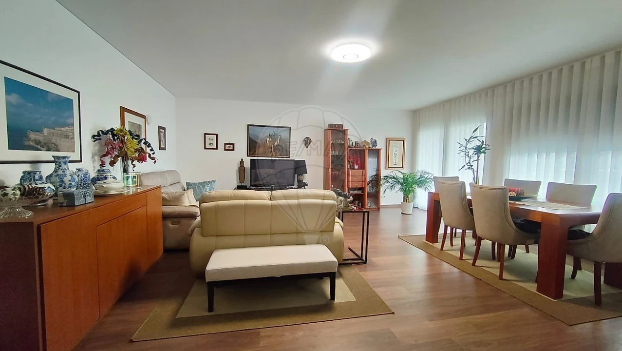 Apartamento T3 para Venda em Odivelas Foto 7