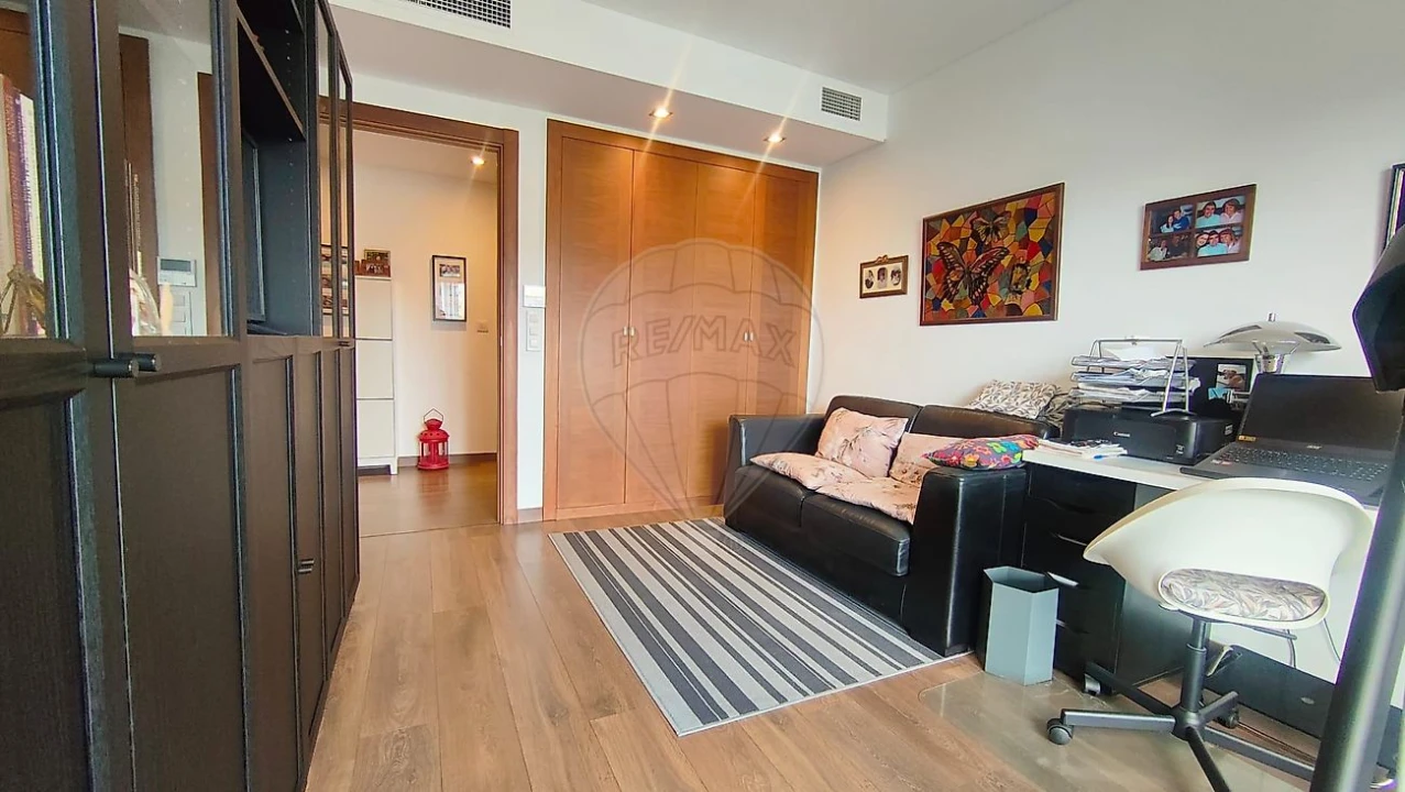 Apartamento T3 para Venda em Odivelas Foto 5