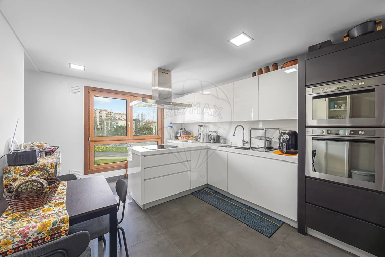 Apartamento T3 para Venda em Odivelas Foto 13