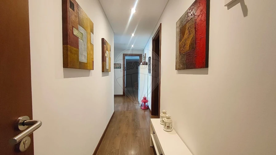 Apartamento T3 para Venda em Odivelas Foto 9