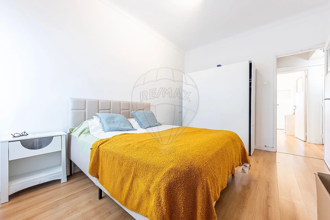 Apartamento T2 para Arrendamento em Santa Clara Foto 11