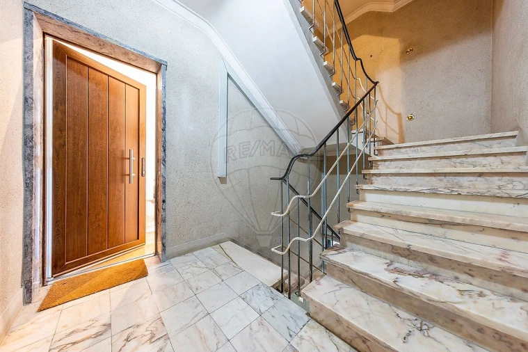 Apartamento T2 para Arrendamento em Santa Clara Foto 23