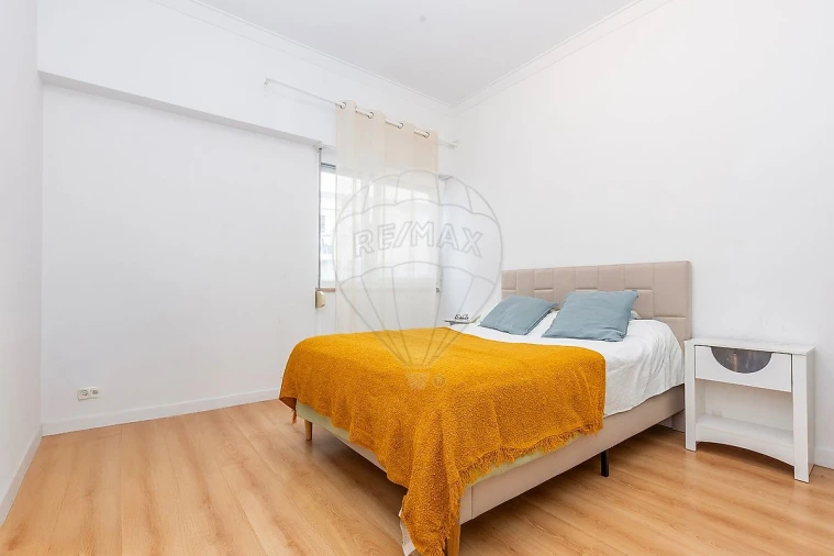 Apartamento T2 para Arrendamento em Santa Clara Foto 12