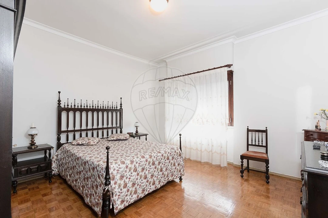 Apartamento T3 para Venda em Sacavém e Prior Velho Foto 6