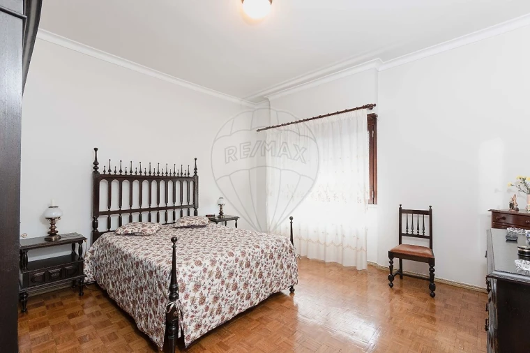 Apartamento T3 para Venda em Sacavém e Prior Velho Foto 6