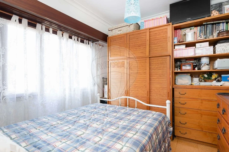 Apartamento T3 para Venda em Sacavém e Prior Velho Foto 14