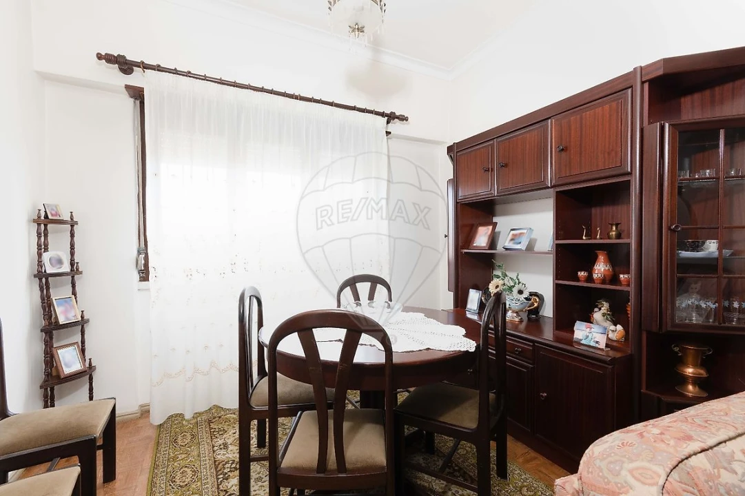 Apartamento T3 para Venda em Sacavém e Prior Velho Foto 15
