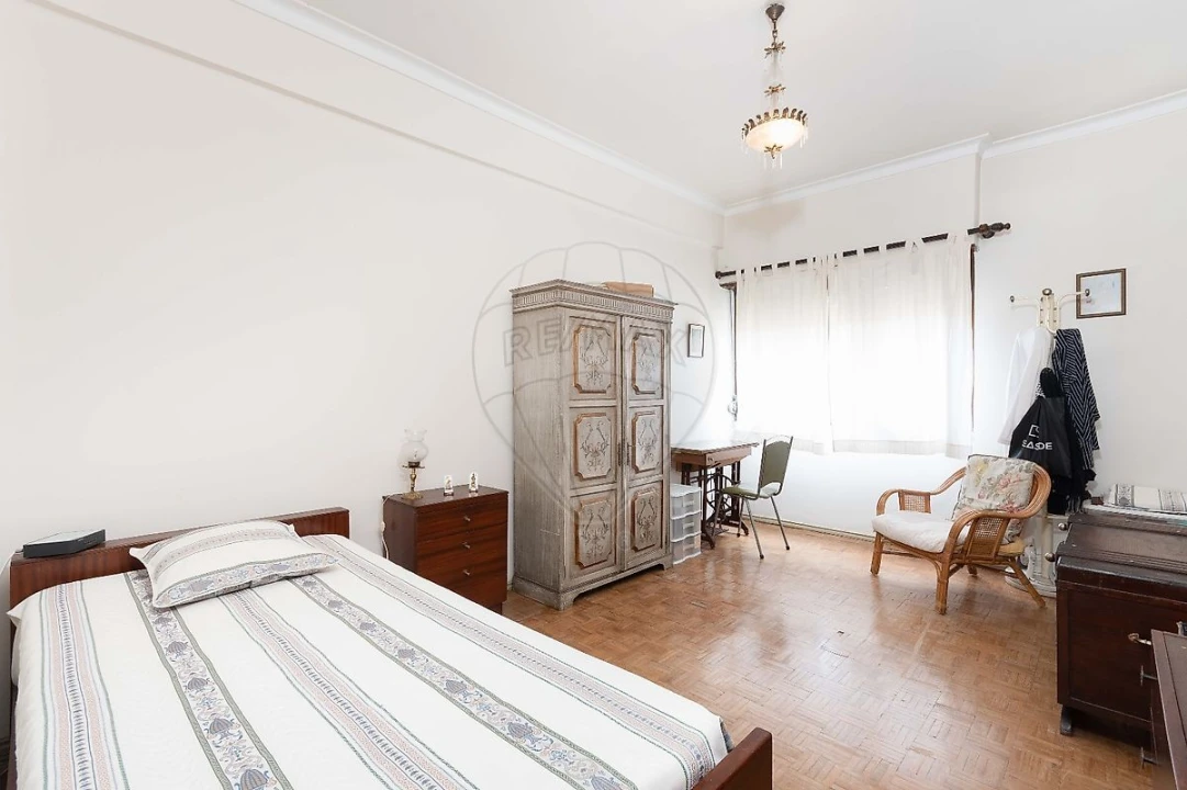 Apartamento T3 para Venda em Sacavém e Prior Velho Foto 2