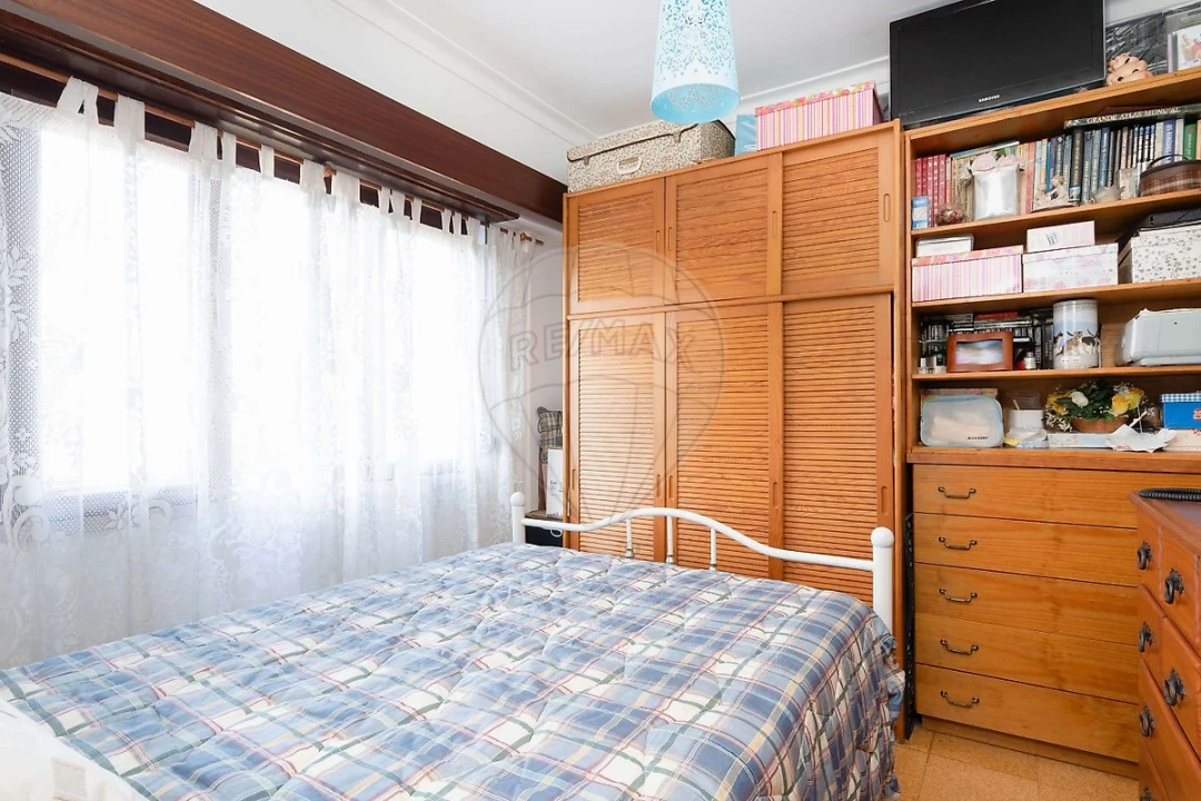 Apartamento T3 para Venda em Sacavém e Prior Velho Foto 14