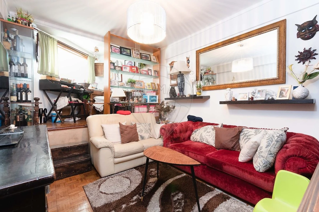 Apartamento T1 para Venda em Sacavém e Prior Velho Foto 14