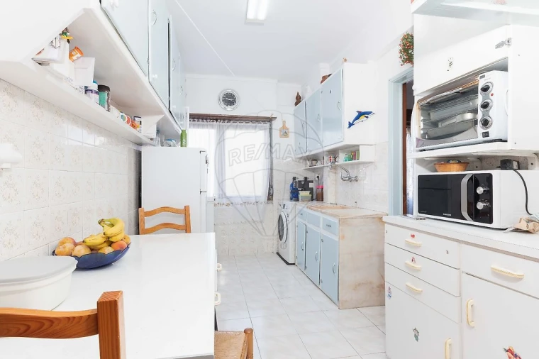 Apartamento T1 para Venda em Sacavém e Prior Velho