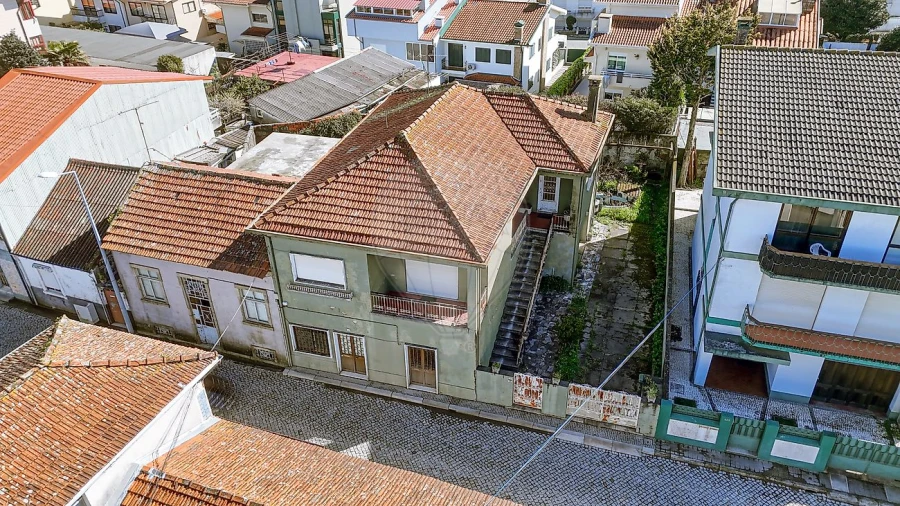 Moradia T4 para Venda em Cidade da Maia Foto 3