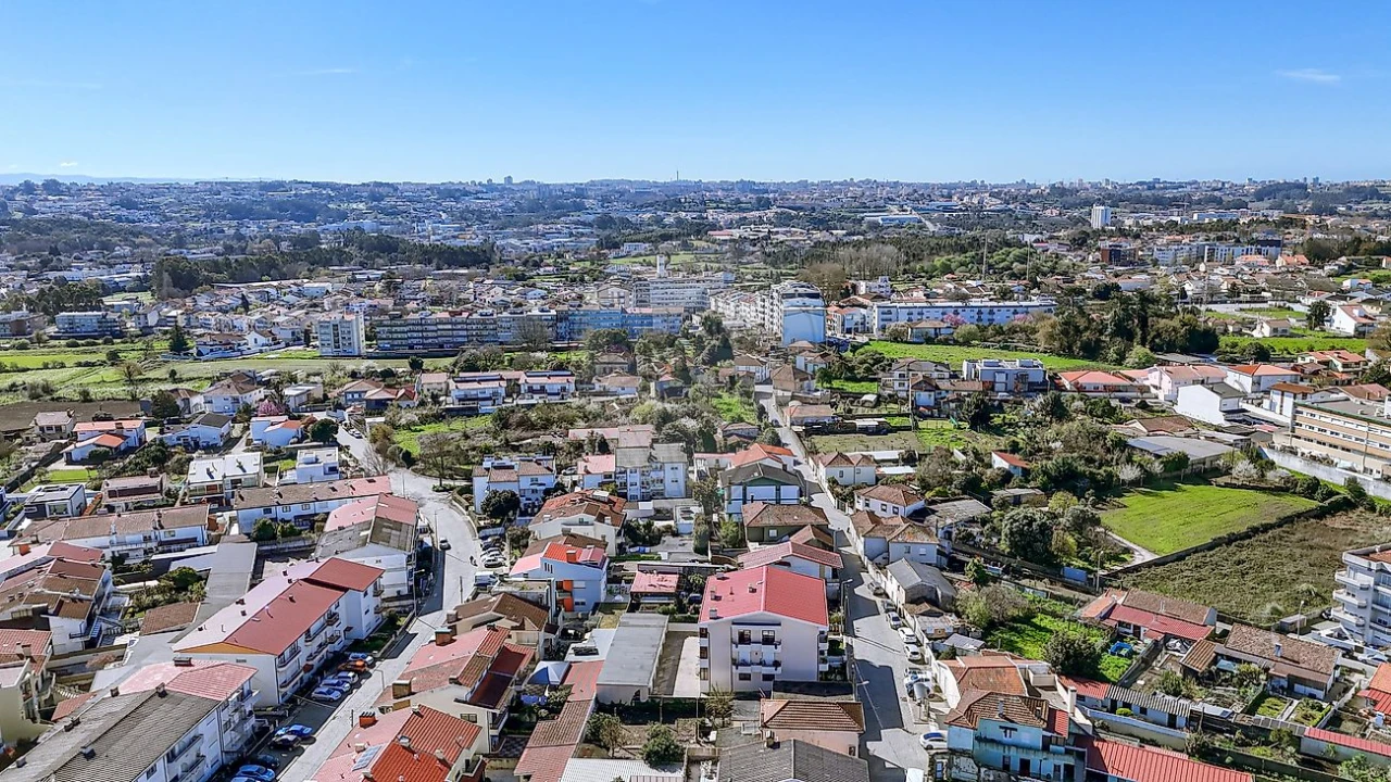 Moradia T4 para Venda em Cidade da Maia Foto 4