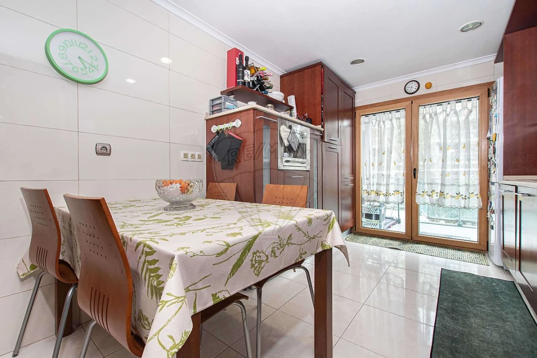 Apartamento T2 para Venda em Alverca do Ribatejo e Sobralinho Foto 22