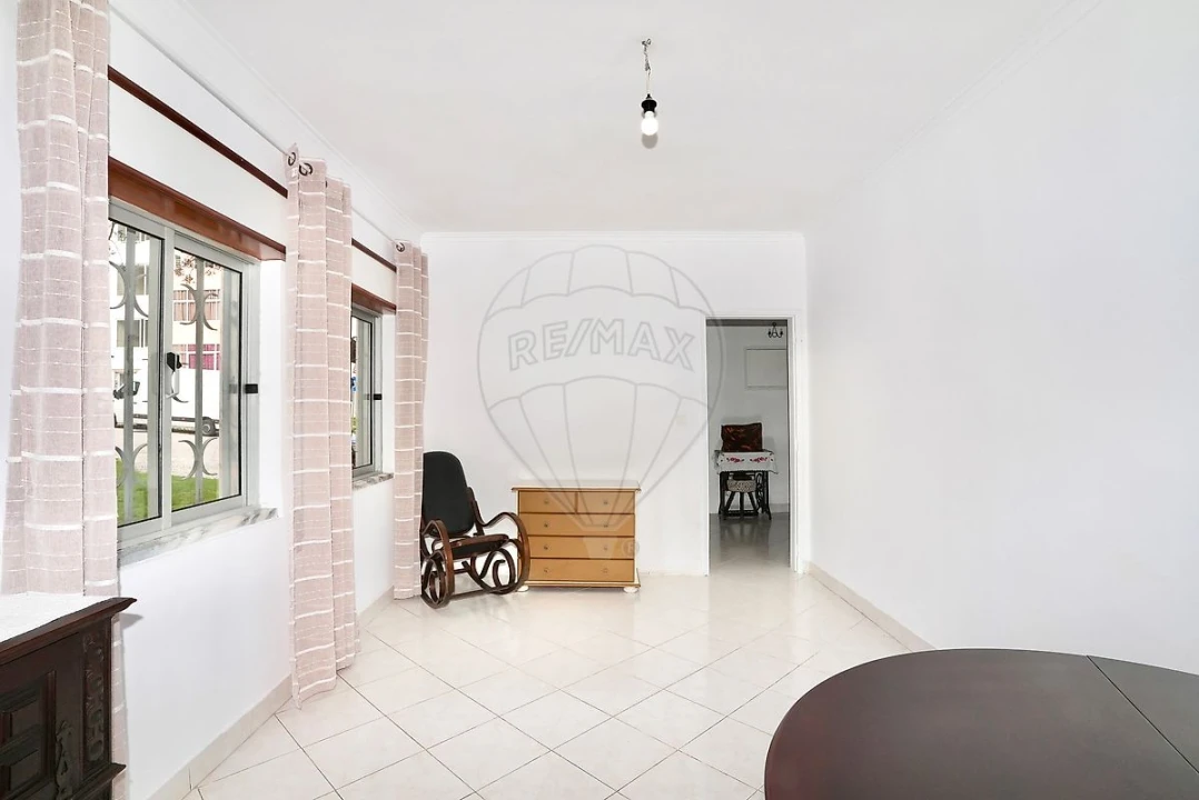 Apartamento T1 para Venda em Alverca do Ribatejo e Sobralinho Foto 4