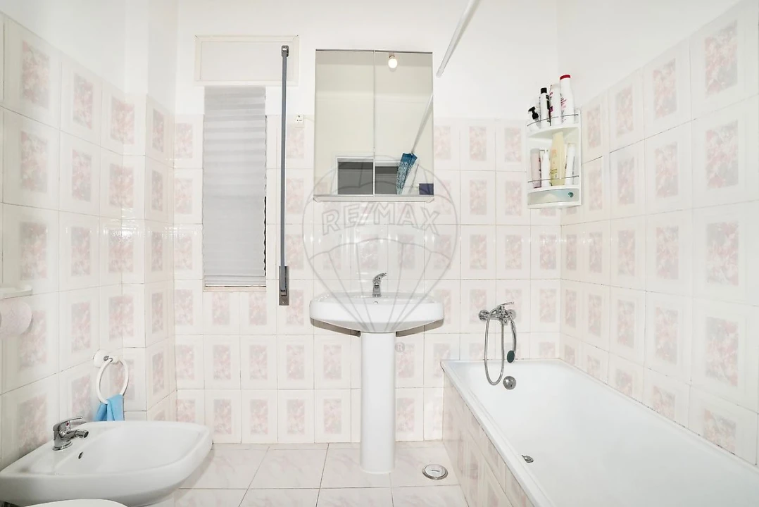 Apartamento T1 para Venda em Alverca do Ribatejo e Sobralinho Foto 9