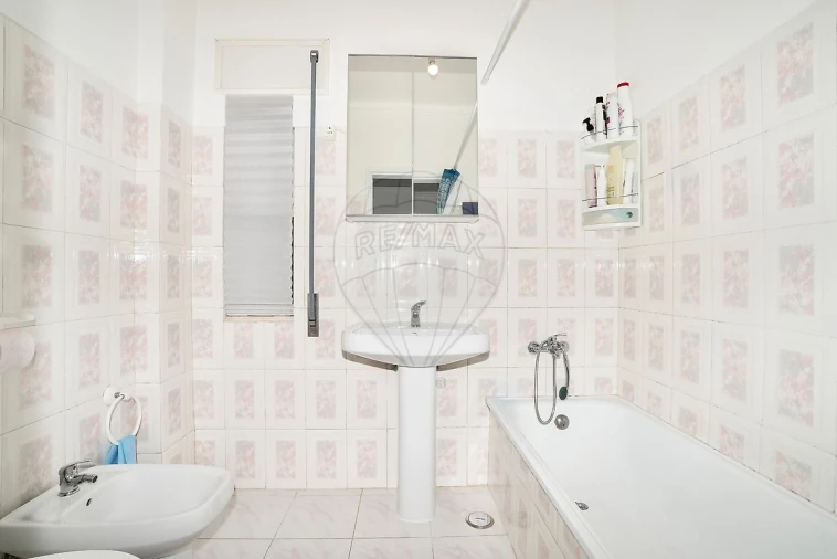 Apartamento T1 para Venda em Alverca do Ribatejo e Sobralinho Foto 9