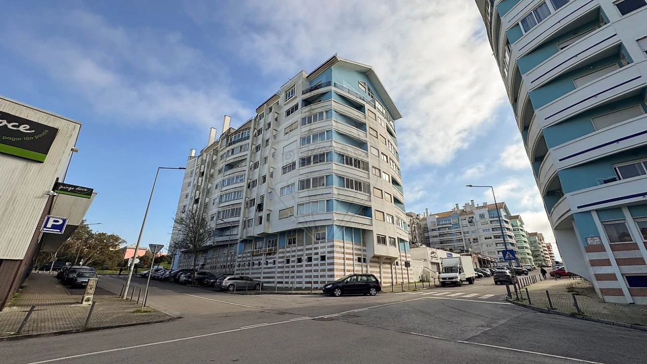 Apartamento T2 para Venda em Algueirão-Mem Martins Foto 7