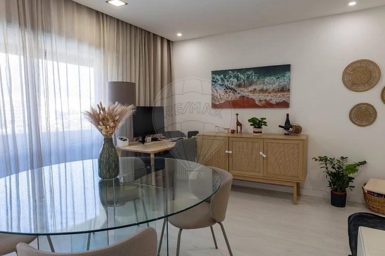 Apartamento T2 para Venda em Algueirão-Mem Martins Foto 15