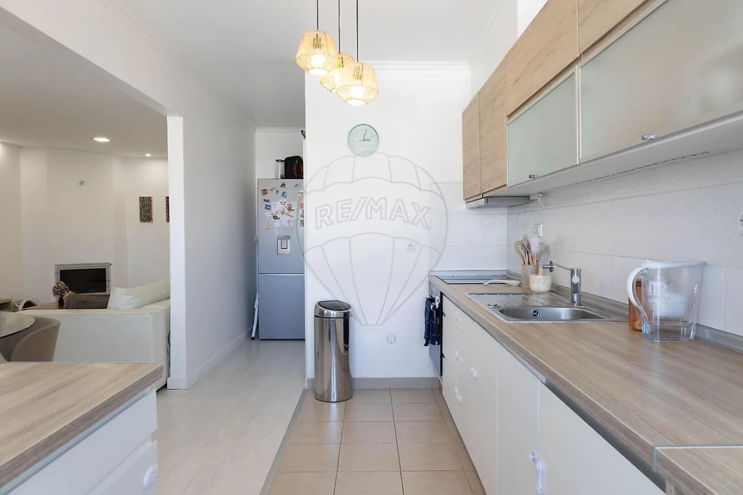 Apartamento T2 para Venda em Algueirão-Mem Martins Foto 24