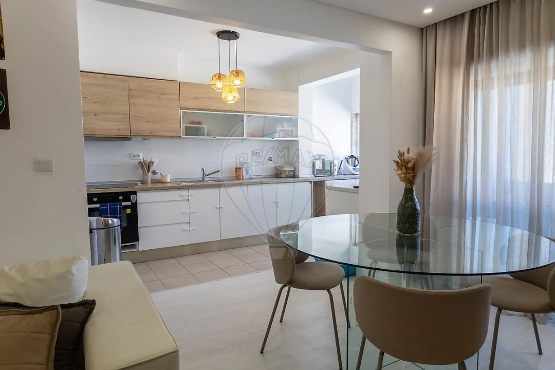 Apartamento T2 para Venda em Algueirão-Mem Martins Foto 21