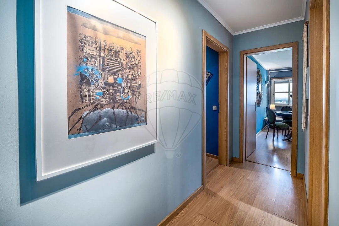 Apartamento T4 para Venda em Santa Clara Foto 2