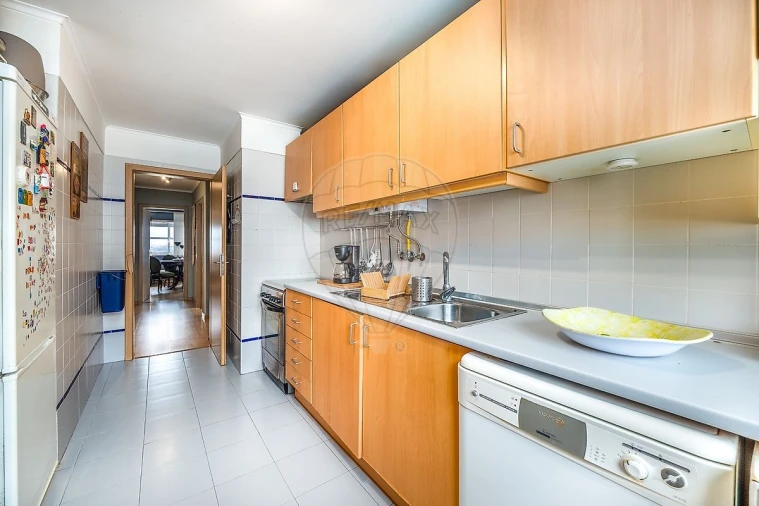 Apartamento T4 para Venda em Santa Clara Foto 10