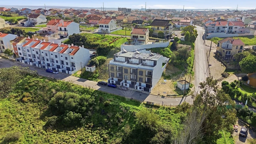 Moradia T5 para Venda em Santa Iria de Azoia, São João da Talha e Bobadela Foto 29