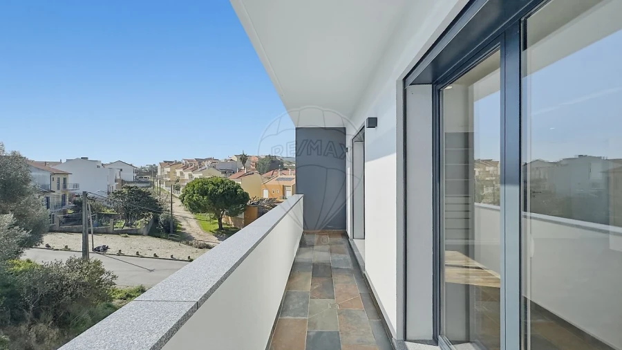 Moradia T5 para Venda em Santa Iria de Azoia, São João da Talha e Bobadela Foto 19