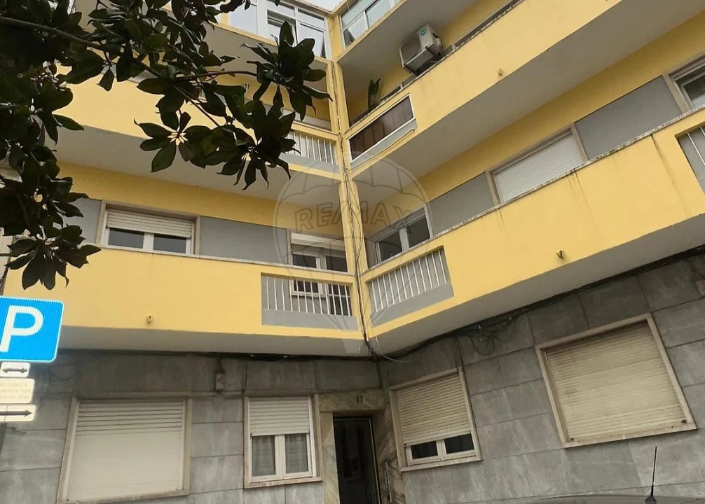 Apartamento T1 para Arrendamento em Arroios Foto 5